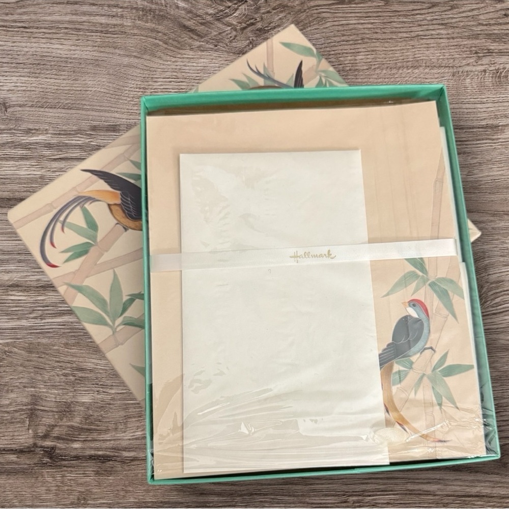 Vintage Hallmark Stationary Set - New in Package